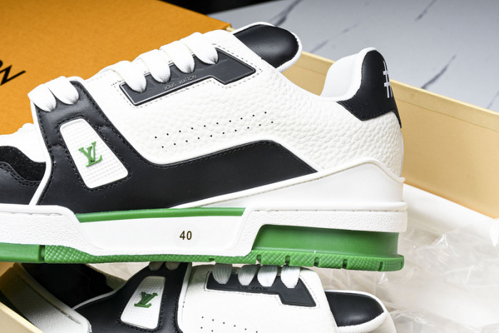 LV SNEAKER LOW FOR-LV136
