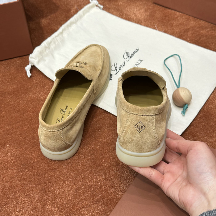 L0R0 P1ANA SNEAKER