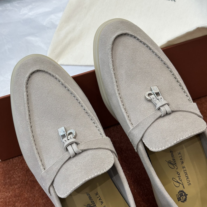 L0R0 P1ANA SNEAKER