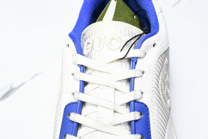 Gv*c sneaker
