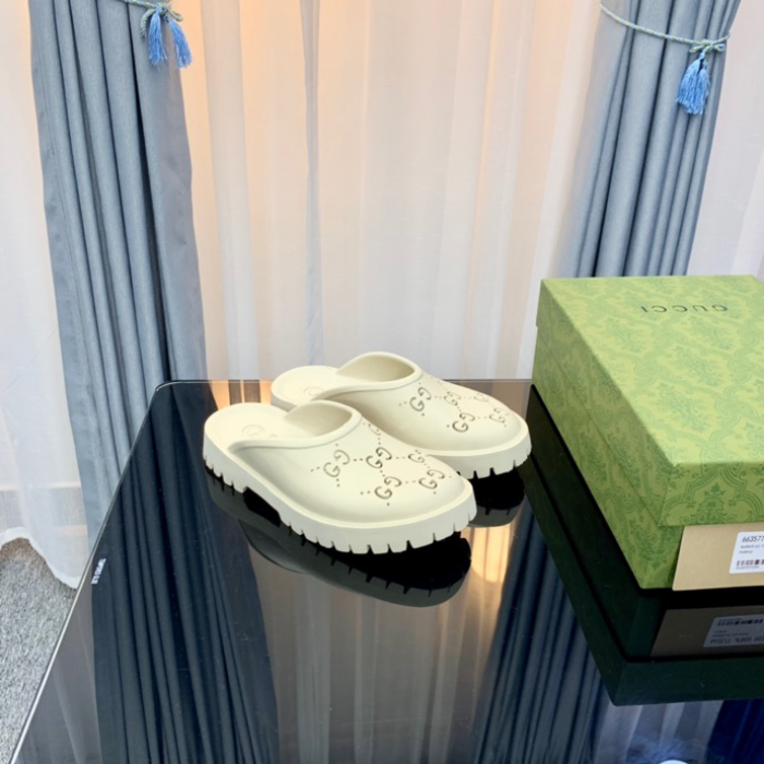 Gv*c slippers