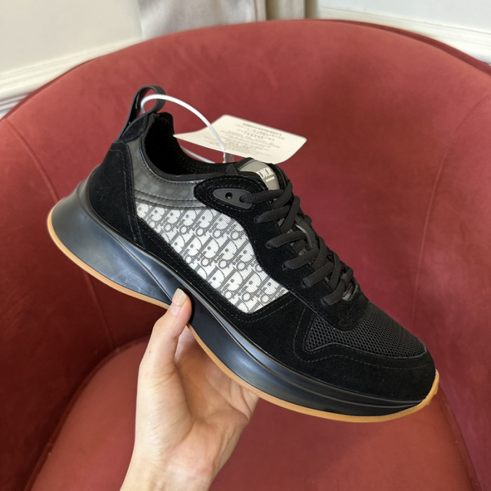 D10R B25 SNEAKER B25-04