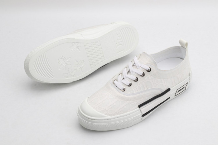 D10R B23 Sneakers Low Top
