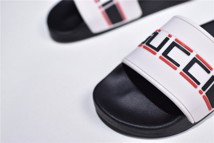 Gv*c slippers