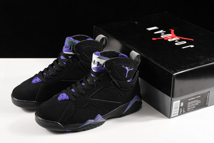 AIR JORDAN 7 RETRO RAY ALLEN BUCKS 304775-053