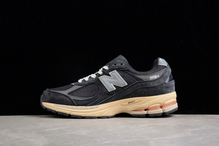 New* Balance WL2002 M2002RHO