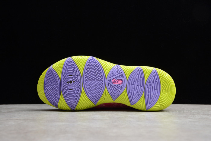 KYRIE 5 SPONGEBOB PATRICK LOTUS PINK/UNIVERSITY RED 003