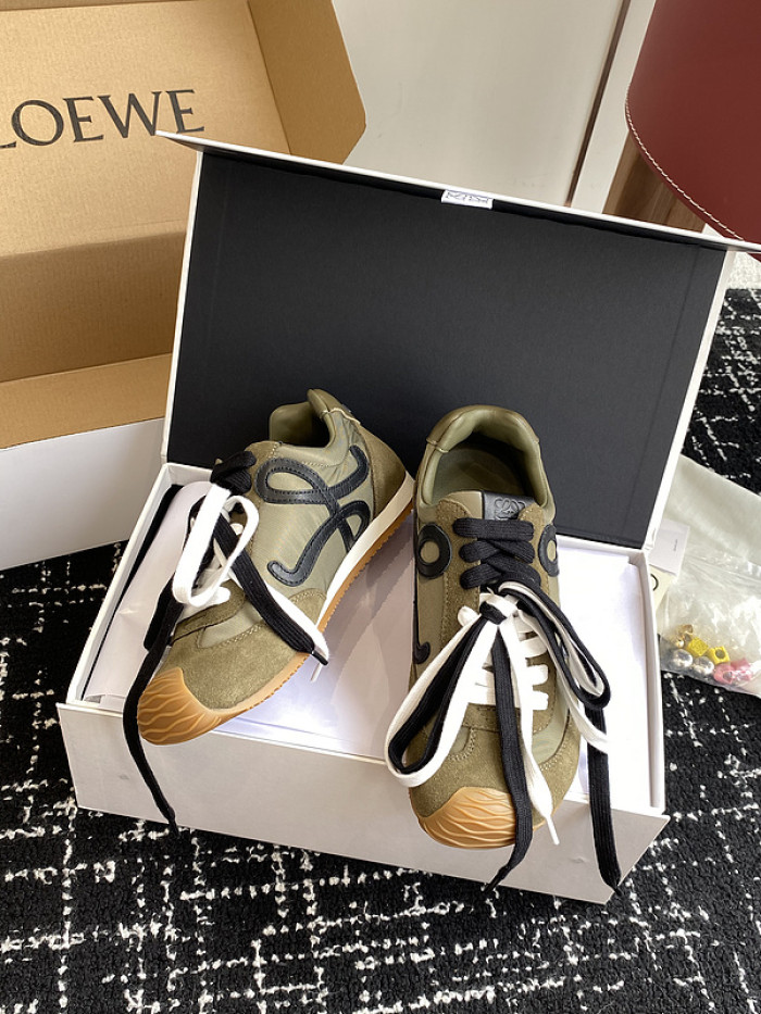 L*0ewe Ballet Runner LW-FOR19