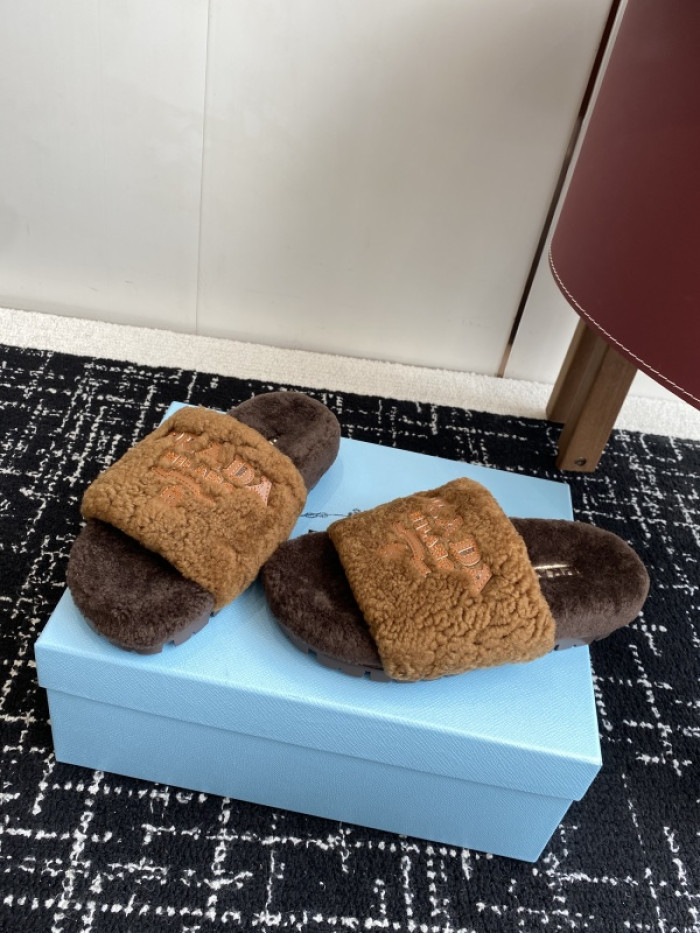 PRA*DA  SLIPPERS