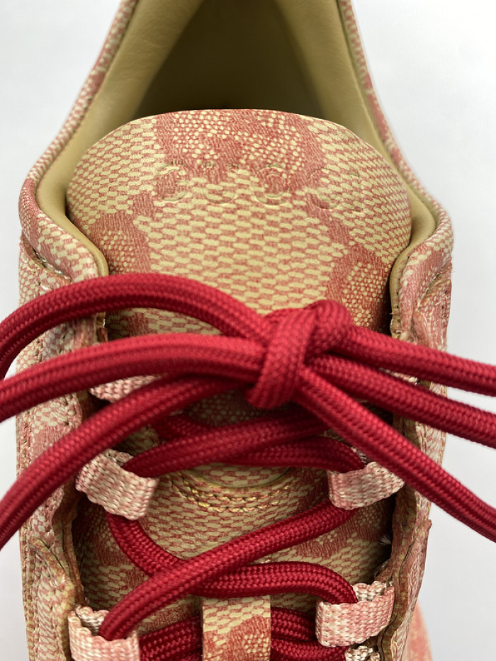 Gv*c  sneaker