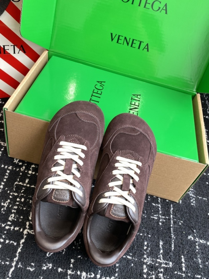 b0tt*ga Ven*ta  sneaker