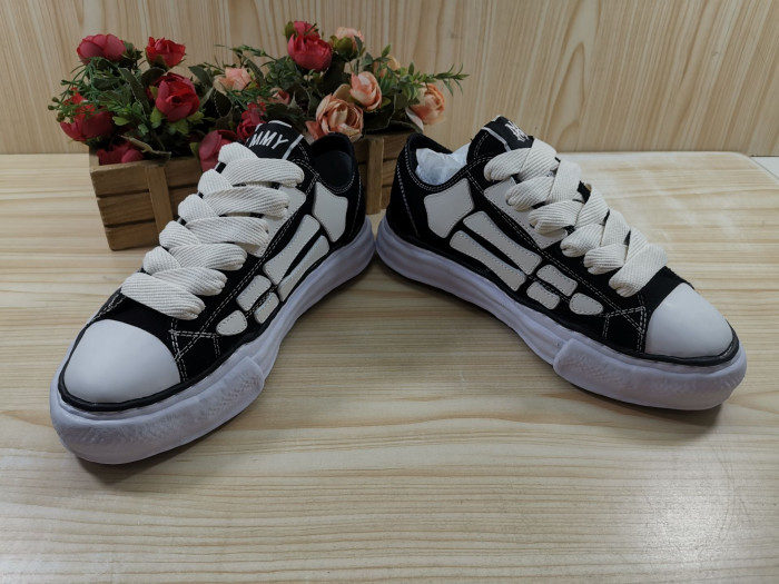 amiri x Ma1s0n mihara yasuhiro am-022702