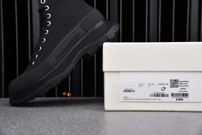 MQ Sneakers