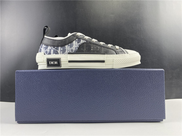 D10R B23 Sneakers Low Top