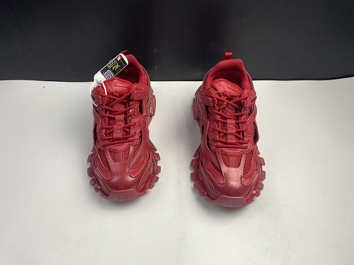 BLCG Track.2 Pearl Red 570391 W2GN3 2029